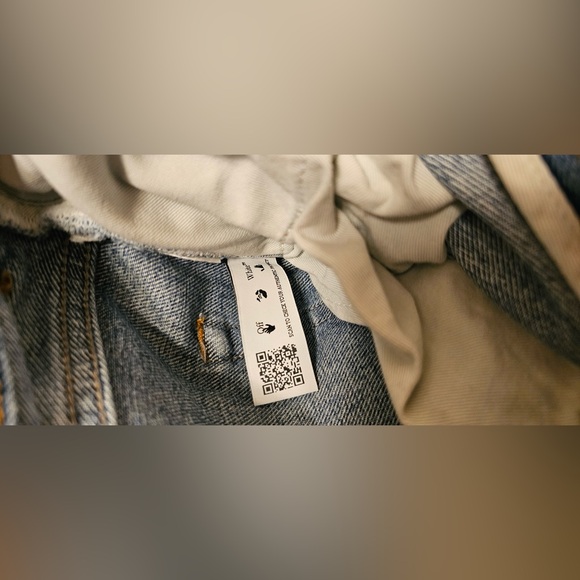 Off-White Wide-Leg Jeans (Style LG-425, "PERMANENT") - Picture 9 of 10